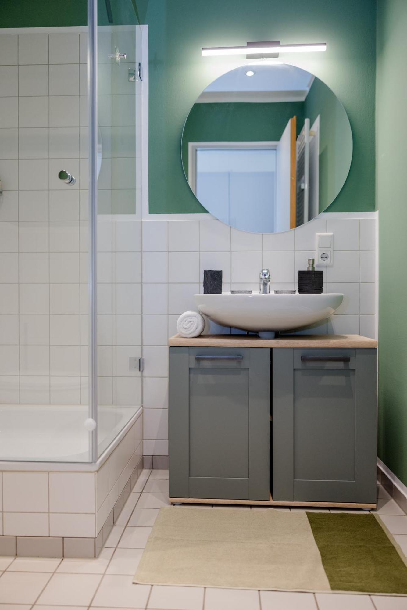 Lumen Homes - Altstadt-Studio Direkt Im Zentrum, Kueche, Netflix, Oeffentlicher Parkplatz Ums Eck Ingolstadt Bagian luar foto